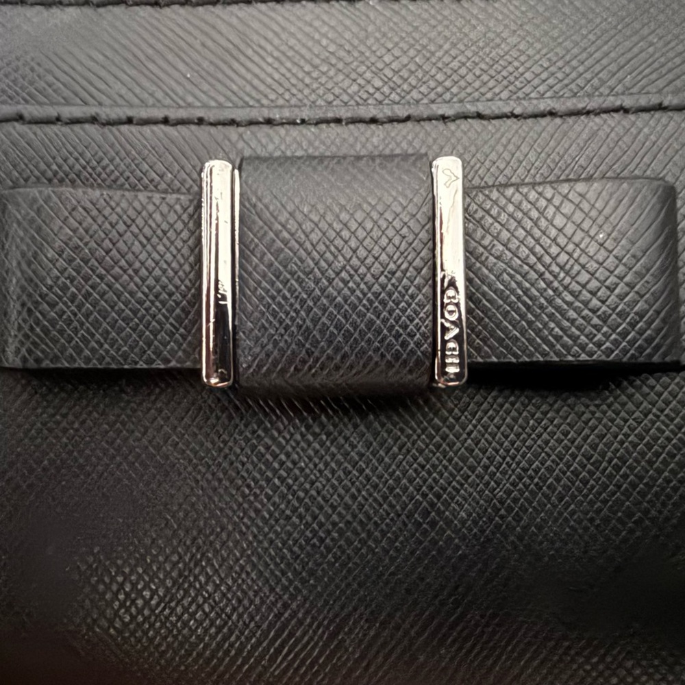 Coach Darcy Bow ID Skinny Wallet - Picture 4 of 6